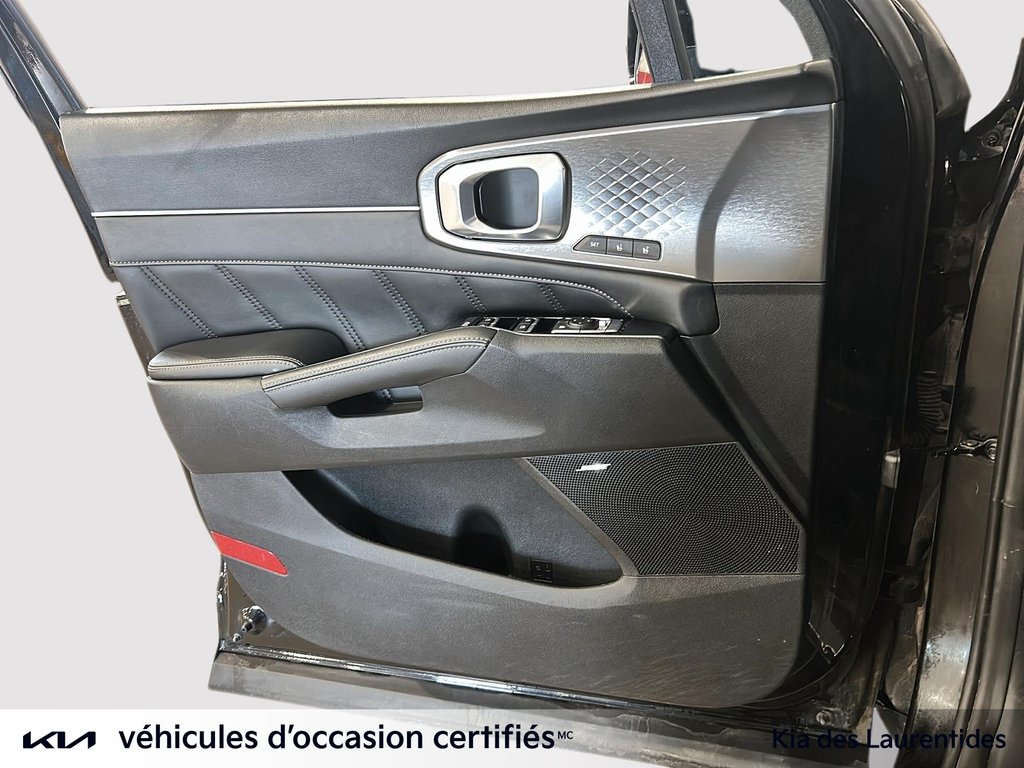 2022 Kia Sorento SX, JAMAIS ACCIDENTÉ, 6 PASSAGERS, CUIR, AWD, TOIT in Mirabel, Quebec - 9 - w1024h768px