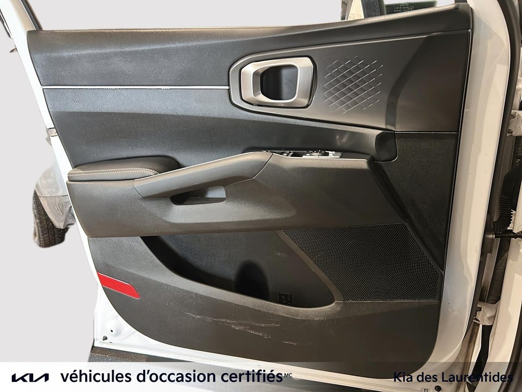Kia Sorento LX+, JAMAIS ACCIDENTÉ, 7 PASSAGERS, AWD, MAGS 2023 à Mirabel, Québec - 9 - w1024h768px