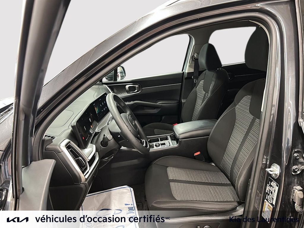 Kia Sorento LX, JAMAIS ACCIDENTÉ, 7 PASSAGERS, AWD, MAGS 2024 à Mirabel, Québec - 10 - w1024h768px