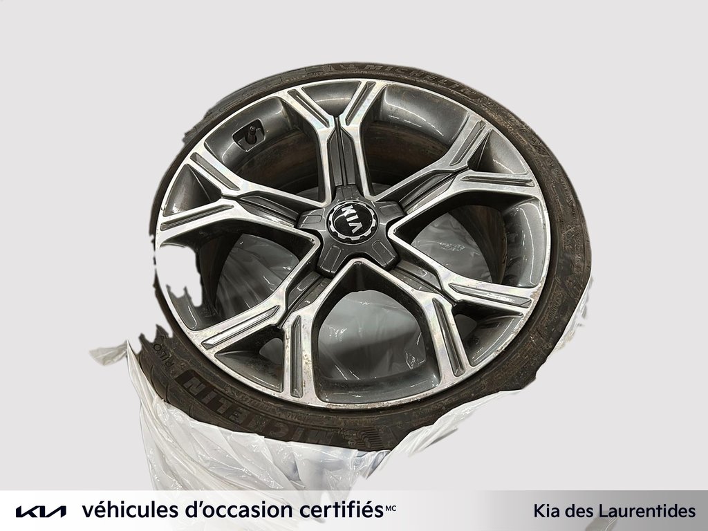 Kia Stinger GT, JAMAIS ACCIDENTÉ, 8 PNEUS ET 8 MAGS, V6 2019 à Mirabel, Québec - 5 - w1024h768px