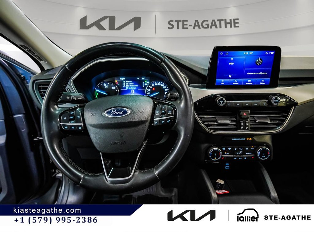 Ford Escape SE HYBRIDE AWD **5,9L/100**APPLE CARPLAY** 200 CHEVEAUX**SIÈGES CHAUFFANTS**MAGS** 2022 à Montréal, Québec - 15 - w1024h768px