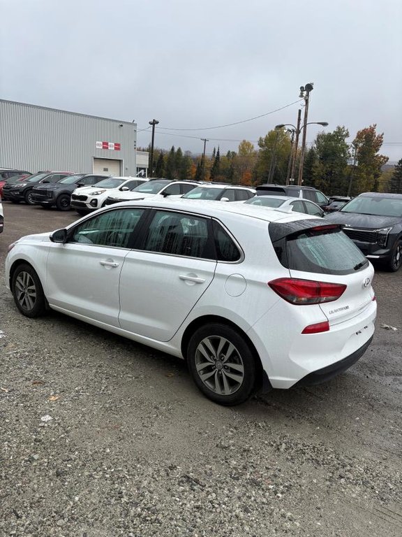 2018 Hyundai Elantra GT GT GL**JAMAIS ACCIDENTÉ**VOLANT CHAUFFANT**BANCS CHAUFFANTS**CAMÉRA DE RECUL**5 PORTES** in Montréal, Quebec - 1 - w1024h768px