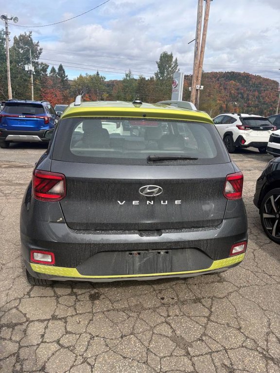 2020 Hyundai Venue TREND**JAMAIS ACCIDENTÉ**VOLANT CHAUFFANT**BANCS CHAUFFANTS**APPLE CARPLAY**BOUTON POUSSOIR in Montréal, Quebec - 5 - w1024h768px