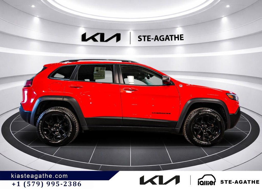 Jeep Cherokee TRAILHAWK 4X4**JAMAIS ACCIDENTÉ**CUIR** TIRE 4500 LBS**V6**VOLANT CHAUFFANT**SIÈGES ÉLECTRIQUES** 2021 à Montréal, Québec - 8 - w1024h768px
