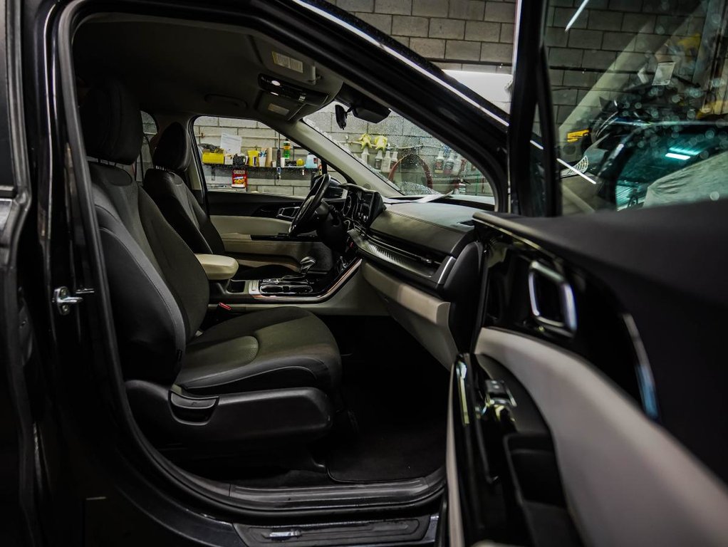 2023 Kia Carnival LX+ | FWD | CAMERA | SIEGES CHAUFFANTS | GARANTIE 10ANS/200000 KM in Montréal, Quebec - 16 - w1024h768px