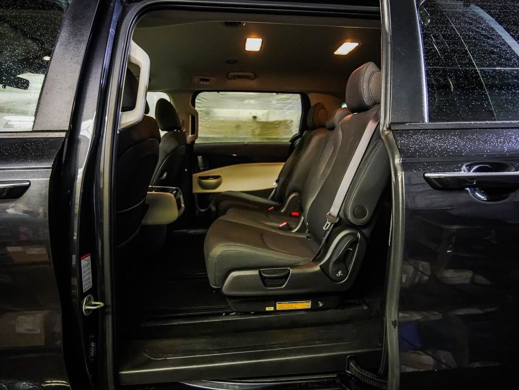 2023 Kia Carnival LX+ | FWD | CAMERA | SIEGES CHAUFFANTS | GARANTIE 10ANS/200000 KM in Montréal, Quebec - 14 - w1024h768px