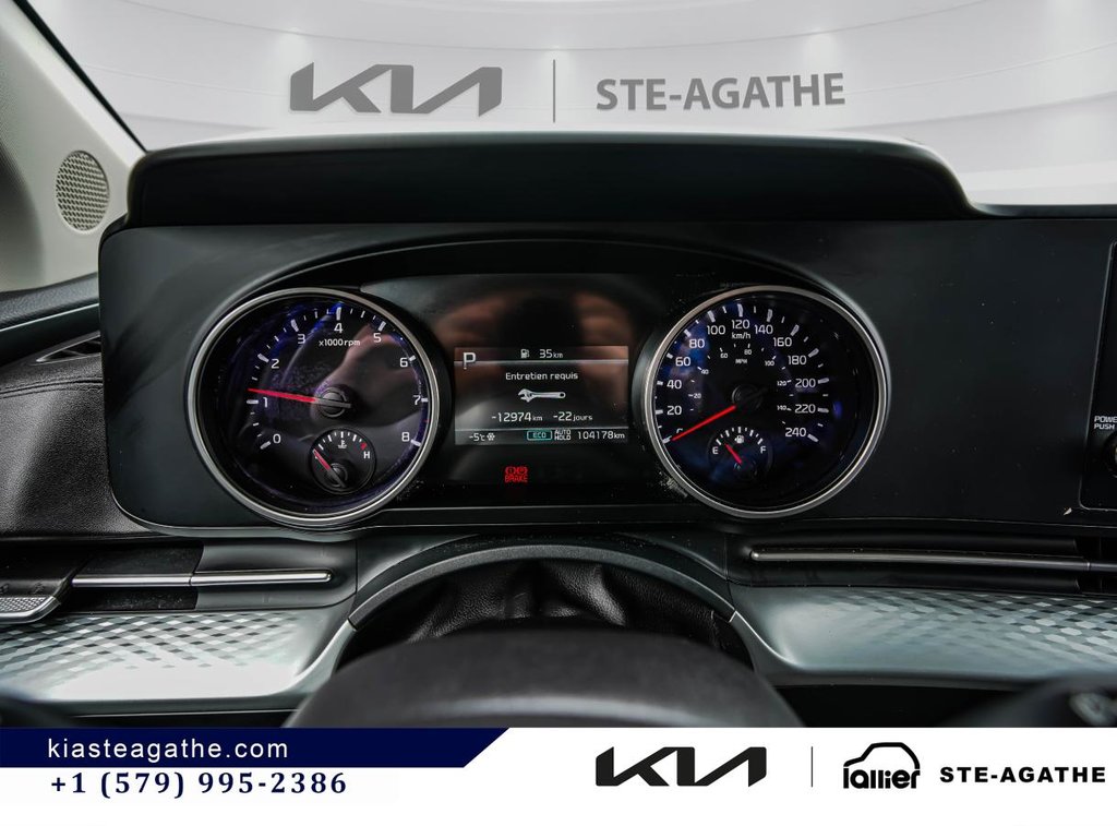 2023 Kia Carnival LX FWD in Montréal, Quebec - 10 - w1024h768px