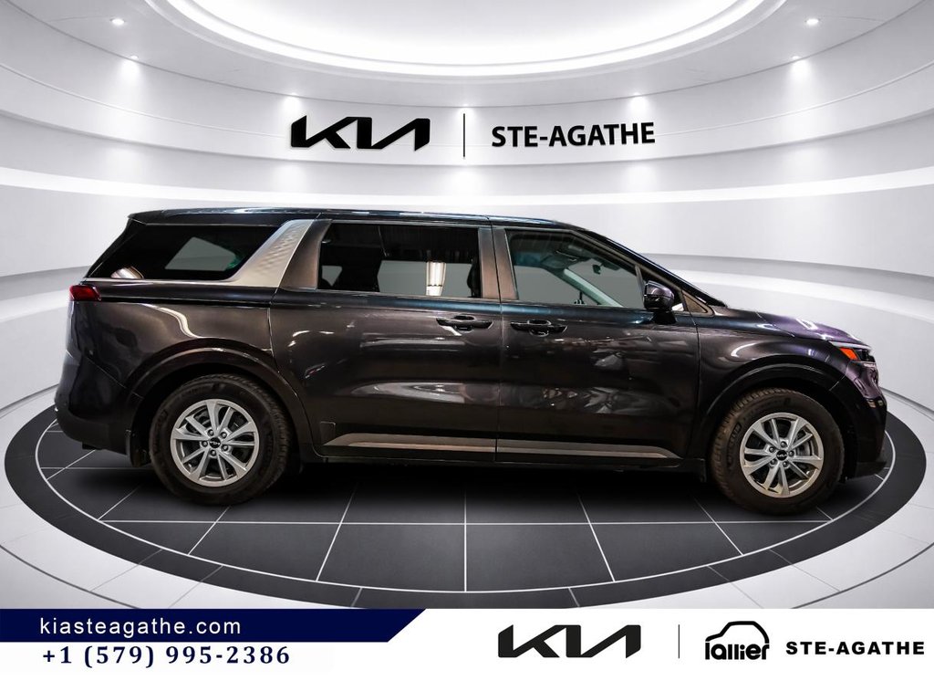 2023 Kia Carnival LX FWD in Montréal, Quebec - 8 - w1024h768px