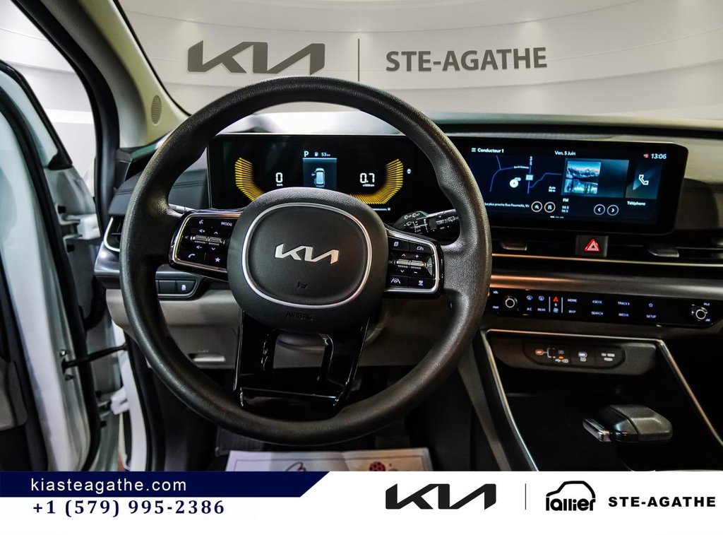 2025 Kia Carnival LX **JAMAIS ACCIDENTÉ+ GARANTIE 10 ANS/ 200 000KM** CAMÉRA DE RECUL** in Montréal, Quebec - 13 - w1024h768px