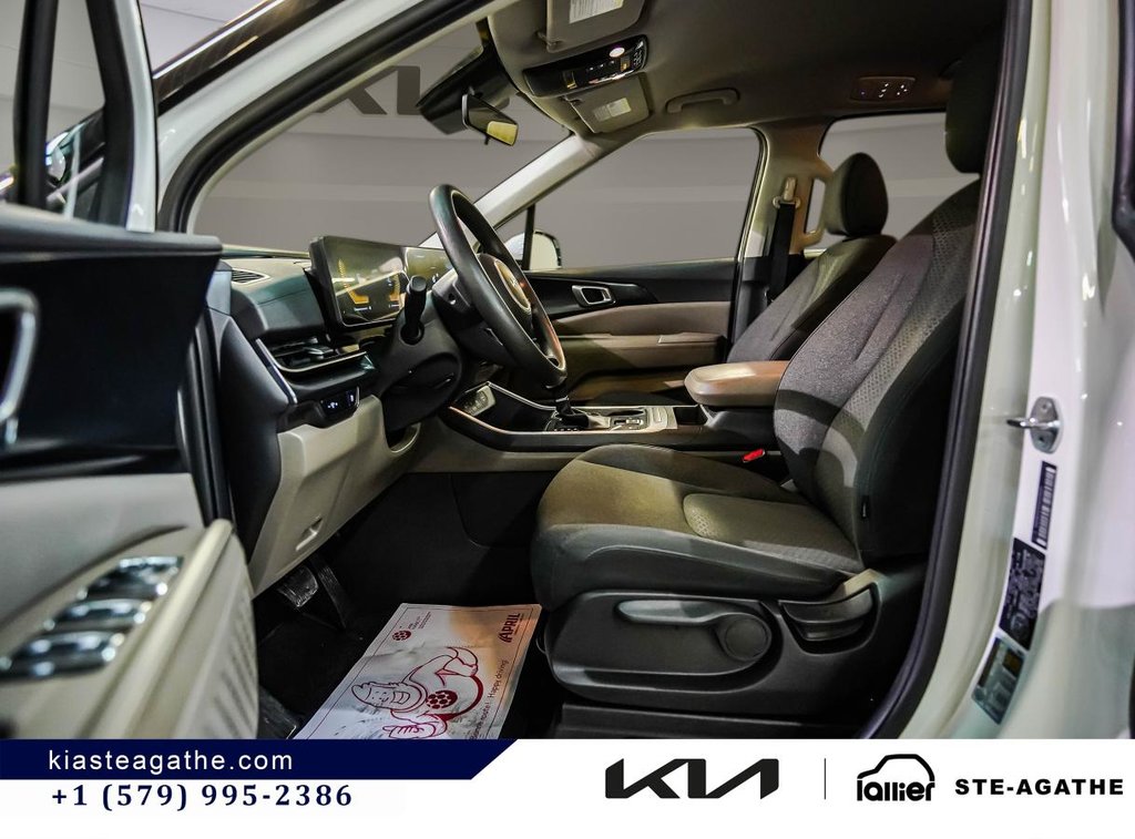 2025 Kia Carnival LX **JAMAIS ACCIDENTÉ+ GARANTIE 10 ANS/ 200 000KM** CAMÉRA DE RECUL** in Montréal, Quebec - 10 - w1024h768px