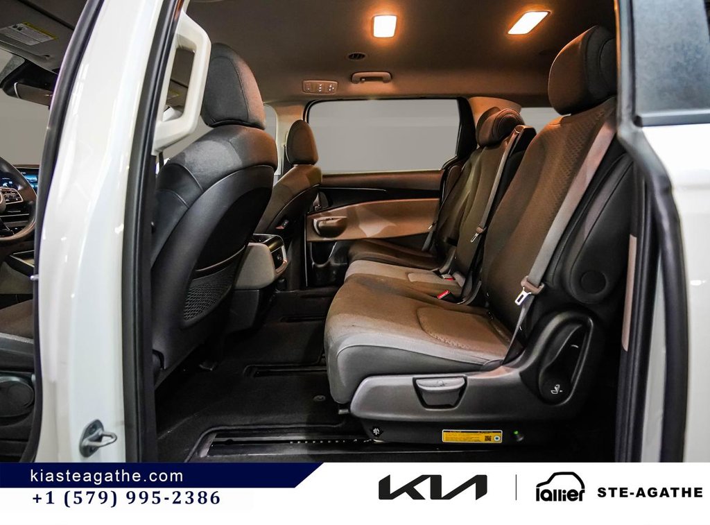 2025 Kia Carnival LX **JAMAIS ACCIDENTÉ+ GARANTIE 10 ANS/ 200 000KM** CAMÉRA DE RECUL** in Montréal, Quebec - 11 - w1024h768px