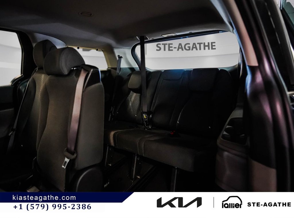 2025 Kia Carnival LX+**JAMAIS ACCIDENTÉ**VOLANT CHAUFFANT**PORTES ÉLECTRIQUES**HAYON ÉLECTRIQUE**GARANTIE 10 ANS in Montréal, Quebec - 14 - w1024h768px