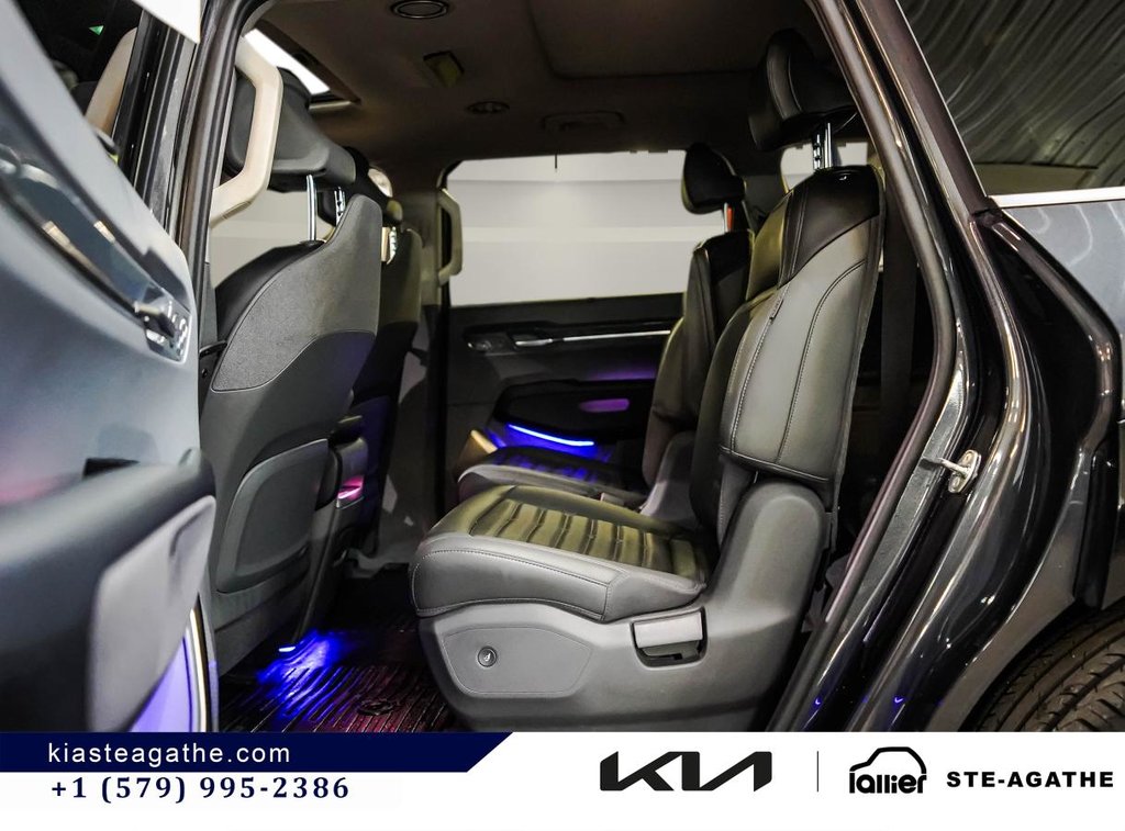 2025 Kia EV9 LAND PREMIUM AWD **JAMAIS ACCIDENTÉ** CUIR**VOLANT CHAUFFANT**BANCS VENTILÉS**TOIT OUVRANT** in Montréal, Quebec - 13 - w1024h768px