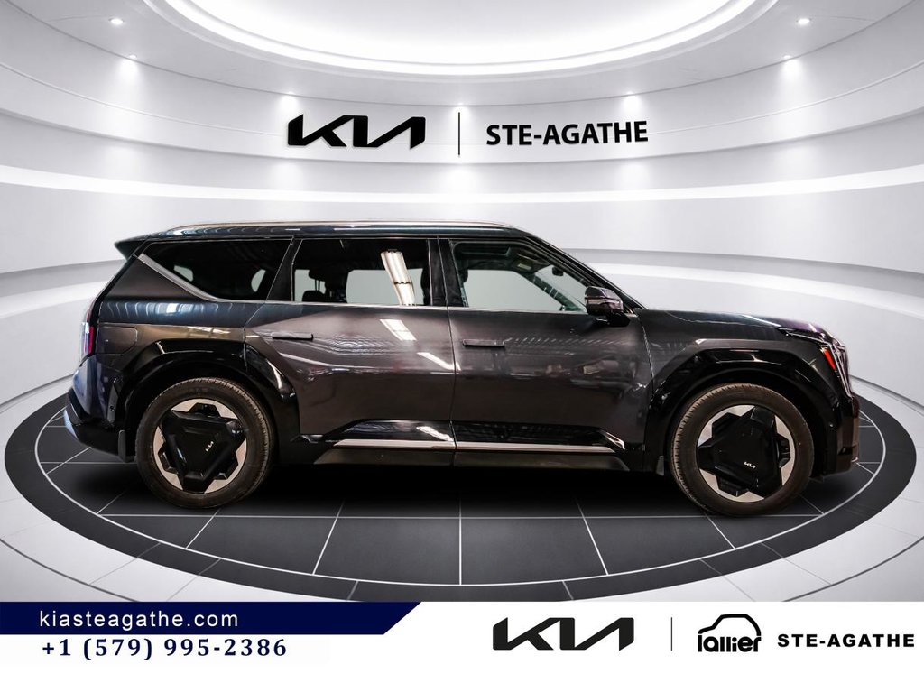 2025 Kia EV9 LAND PREMIUM AWD **JAMAIS ACCIDENTÉ** CUIR**VOLANT CHAUFFANT**BANCS VENTILÉS**TOIT OUVRANT** in Montréal, Quebec - 8 - w1024h768px