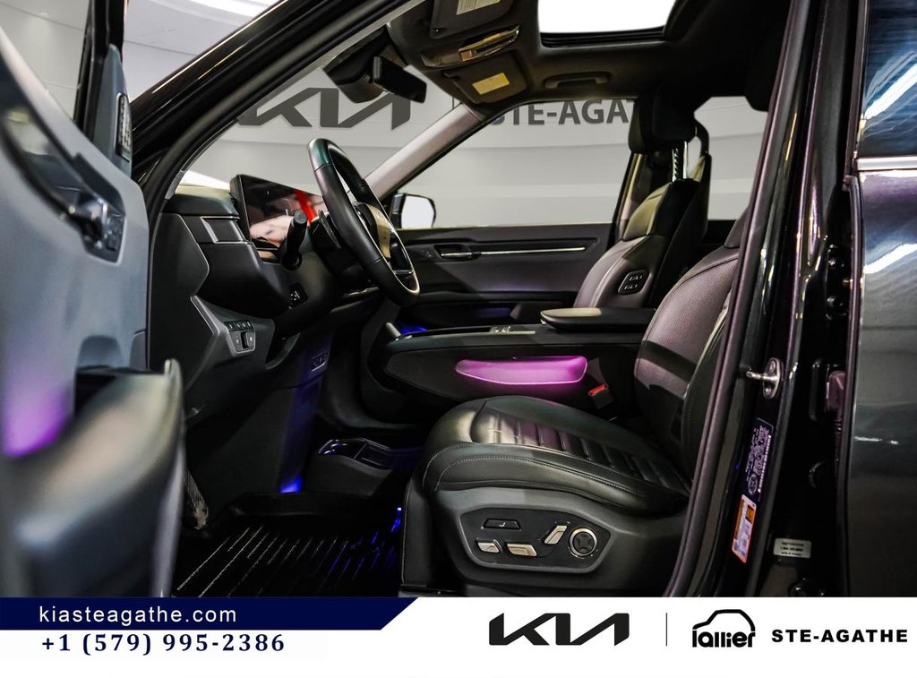 2025 Kia EV9 LAND PREMIUM AWD **JAMAIS ACCIDENTÉ** CUIR**VOLANT CHAUFFANT**BANCS VENTILÉS**TOIT OUVRANT** in Montréal, Quebec - 11 - w1024h768px