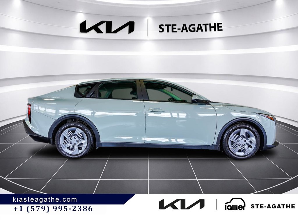 Kia K4 LX **JAMAIS ACCIDENTÉ+GARANTIE 10 ANS/ 200 000KM** SIÈGES CHAUFFANTS+CAMÉRA DE RECUL** 2025 à Montréal, Québec - 8 - w1024h768px