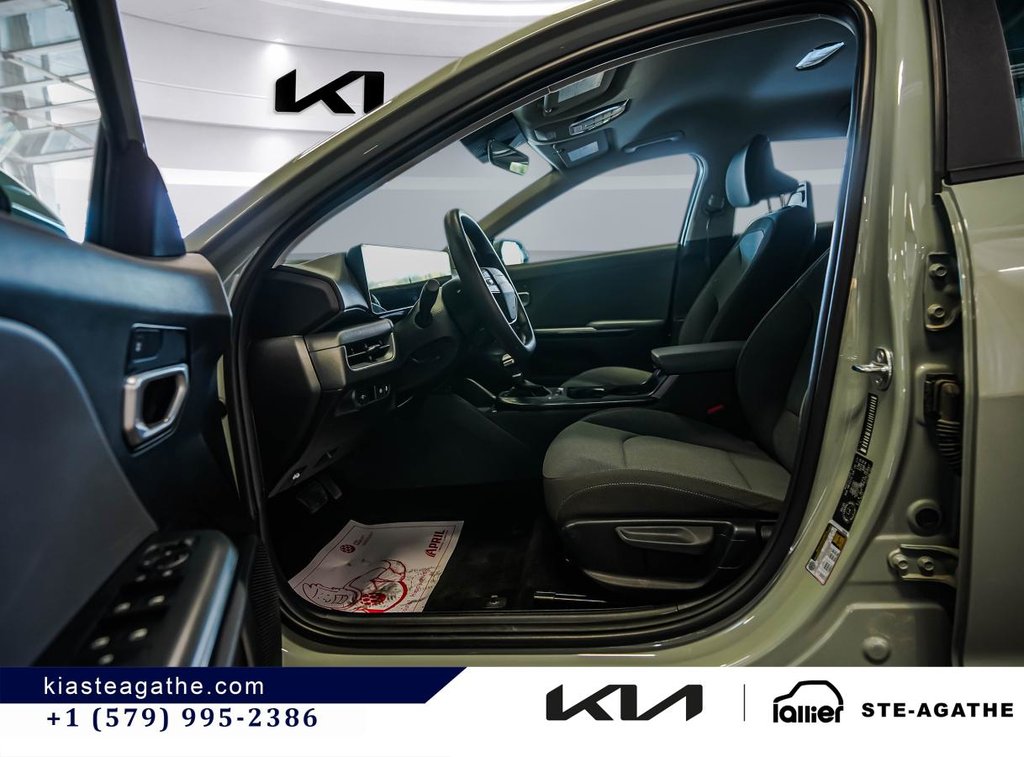 Kia K4 LX **JAMAIS ACCIDENTÉ+GARANTIE 10 ANS/ 200 000KM** SIÈGES CHAUFFANTS+CAMÉRA DE RECUL** 2025 à Montréal, Québec - 11 - w1024h768px