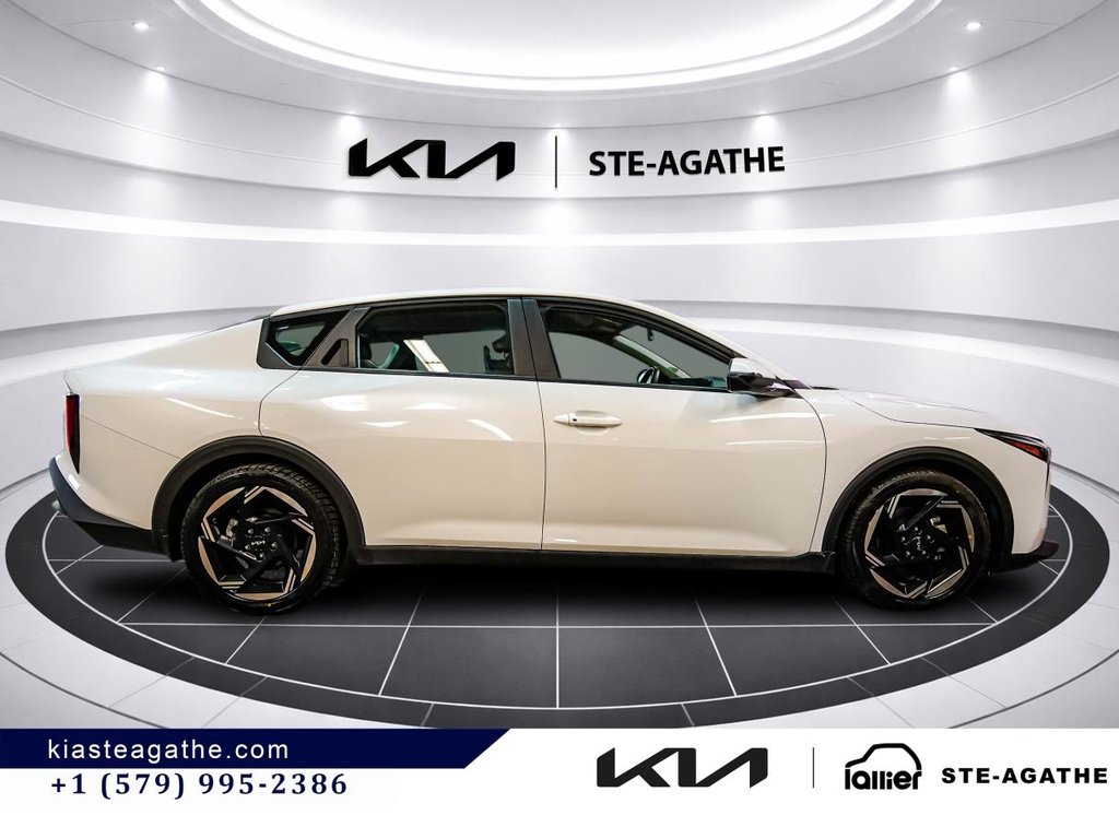 Kia K4 EX **VOLANT CHAUFFANT**GARANTIE 10 ANS/ 200 000KM** SIÈGES CHAUFFANTS+APPLE CARPLAY+CAMÉRA DE RECUL* 2025 à Montréal, Québec - 8 - w1024h768px