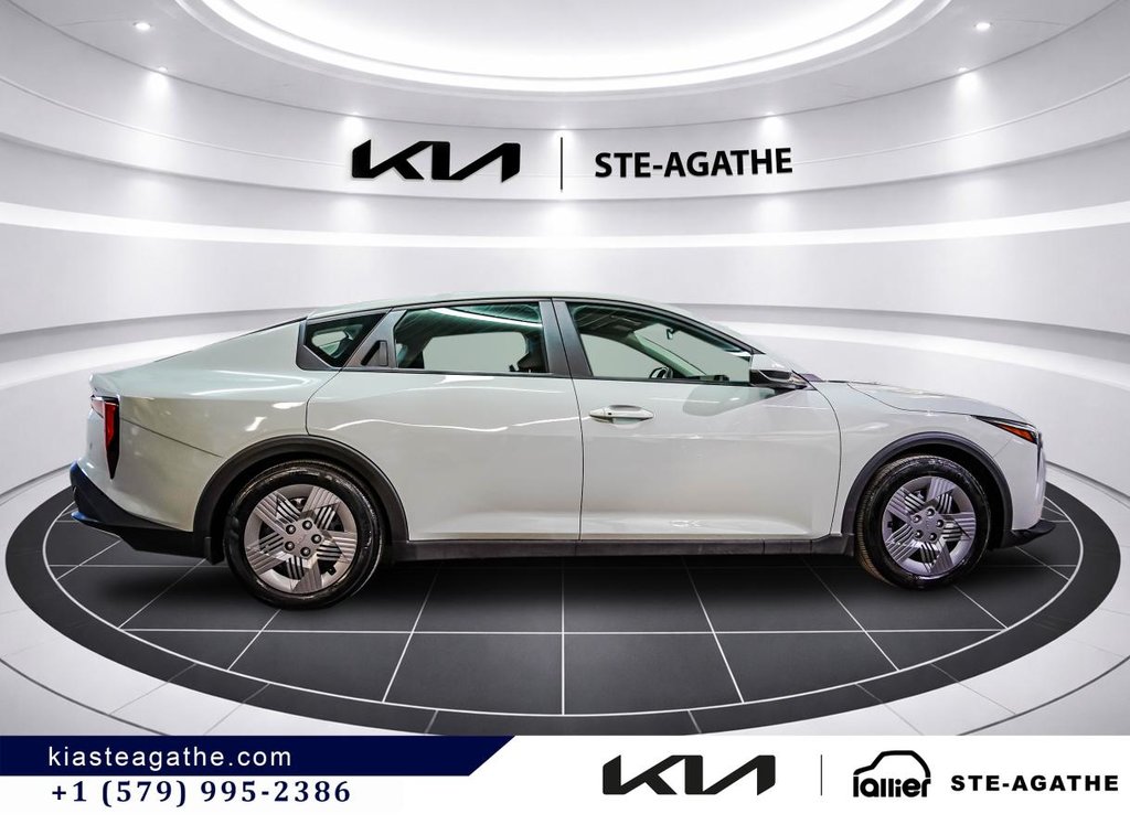 Kia K4 LX**GARANTIE 10 ANS OU 200 000KM**SIÈGES CHAUFFANTS**DÉMARREUR À DISTANCE**BOUTON POUSSOIR** 2025 à Montréal, Québec - 8 - w1024h768px