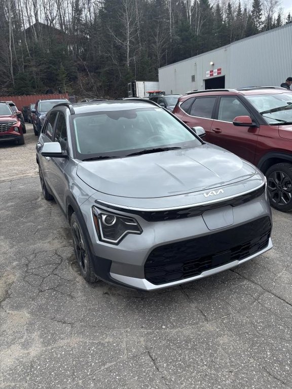 Kia Niro EV Premium+ **JAMAIS ACCIDENTÉ+ VOLANT CHAUFFANT+ CAMÉRA DE RECUL** 2023 à Montréal, Québec - 3 - w1024h768px