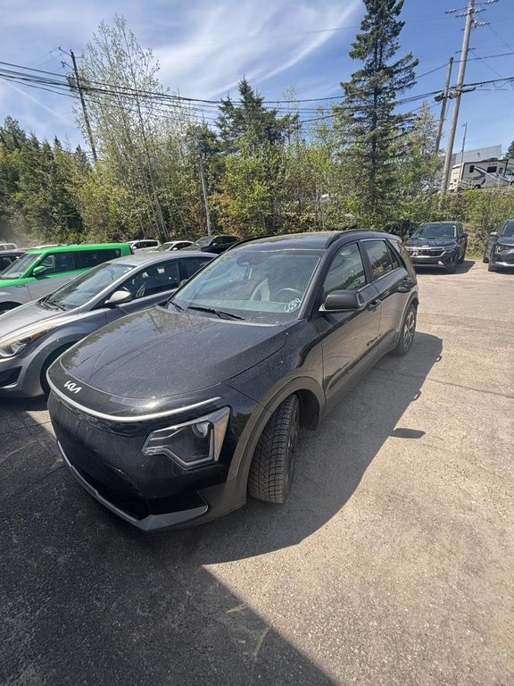 Kia Niro Premium+ **JAMAIS ACCIDENTÉ** SIÈGES ET VOLANT CHAUFFANT+CAMÉRA DE RECUL** 2023 à Montréal, Québec - 1 - w1024h768px