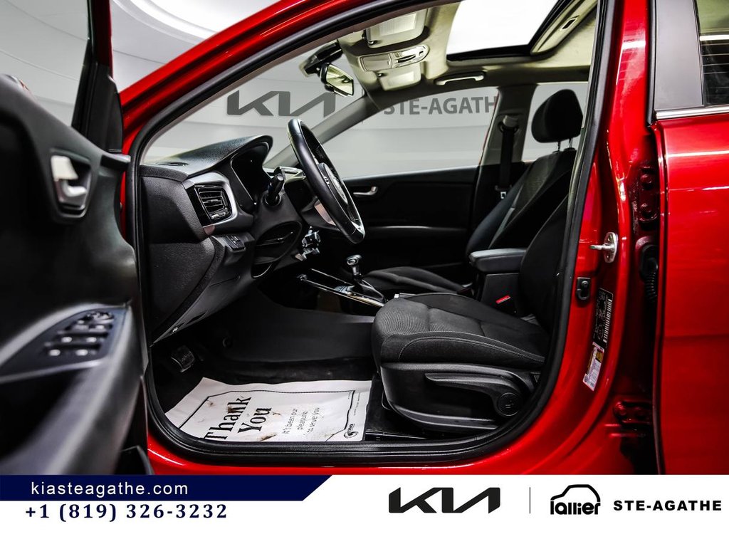 2019 Kia Rio5 EX **JAMAIS ACCIDENTÉ+GARANTIE 10 ANS/200 000KM** TOIT OUVRANT+VOLANT CHAUFFANT** in Montréal, Quebec - 13 - w1024h768px