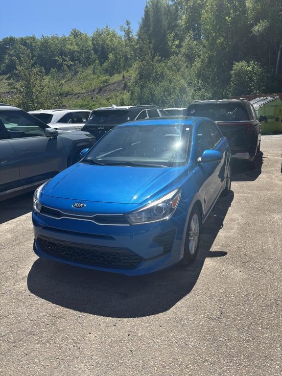 2021 Kia Rio5 LX Premium **JAMAIS ACCIDENTÉ+GARANTIE 10 ANS/ 200 000KM**TOIT OUVRANT+SIÈGES ET VOLANT CHAUFFANTS** in Montréal, Quebec - 1 - w1024h768px