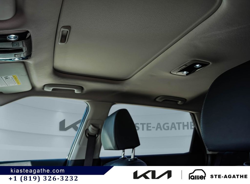 Kia Seltos SX Turbo **JAMAIS ACCIDENTÉ+GARANTIE 10 ANS/ 200 000KM** CUIR+TOIT OUVRANT** 2023 à Montréal, Québec - 15 - w1024h768px