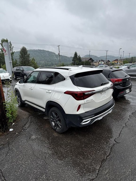 Kia Seltos EX AWD **GARANTIE 10 ANS/ 200 000KM** TOIT OUVRANT+VOLANT CHAUFFANT+SIÈGES EN CUIR** 2023 à Montréal, Québec - 5 - w1024h768px