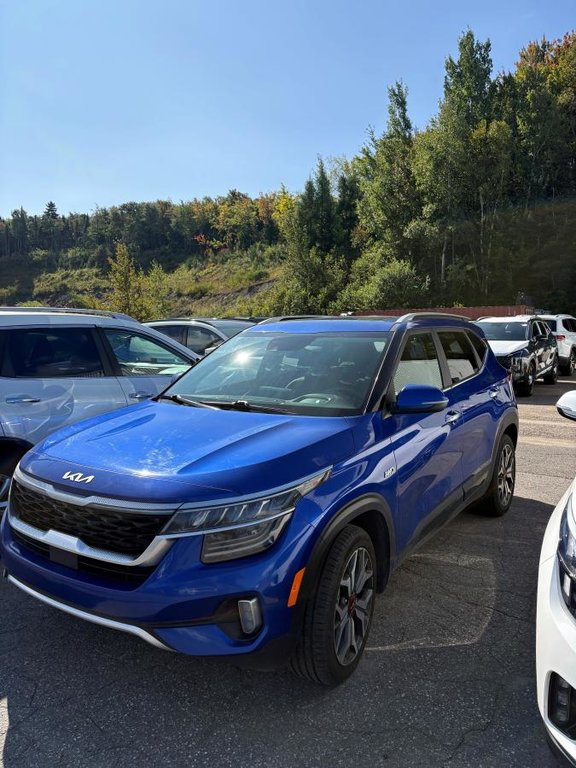 Kia Seltos SX AWD**JAMAIS ACCIDENTÉ**GARANTIE 10 ANS OU 200 000KM**CUIR**TOIT OUVRANT**BANCS VENTILÉS**SYS BOSE 2023 à Montréal, Québec - 1 - w1024h768px