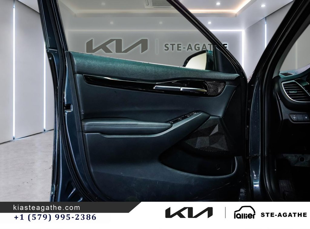 Kia Seltos EX AWD**GARANTIE 10 ANS 200 000KM**VOLANT CHAUFFANT**CUIR**TOIT OUVRANT** 2023 à Montréal, Québec - 8 - w1024h768px