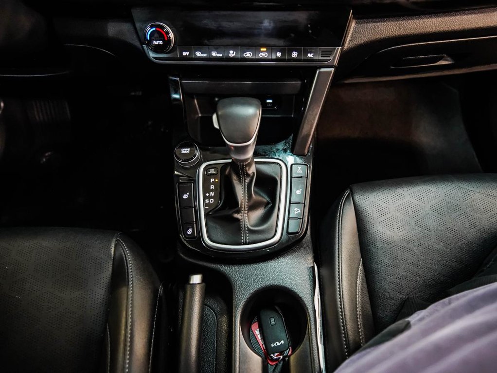 2024 Kia Seltos EX AWD **JAMAIS ACCIDENTÉ+GARANTIE 10 ANS/ 200 000KM**TOIT OUVRANT+CUIR** in Montréal, Quebec - 18 - w1024h768px