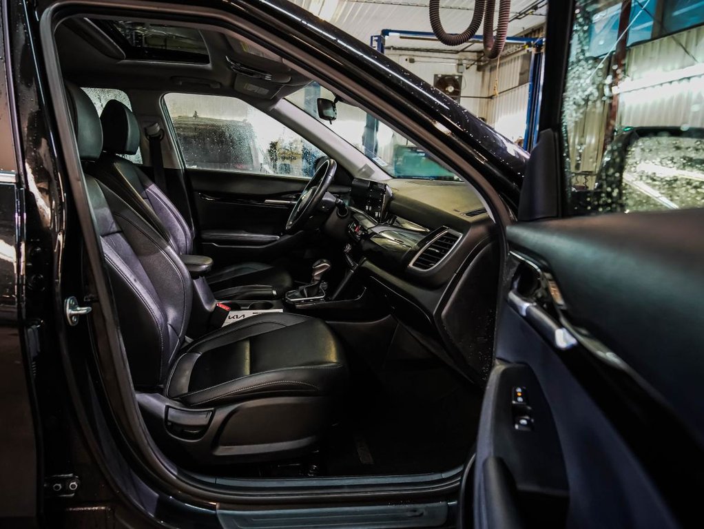 2024 Kia Seltos EX AWD **JAMAIS ACCIDENTÉ+GARANTIE 10 ANS/ 200 000KM**TOIT OUVRANT+CUIR** in Montréal, Quebec - 16 - w1024h768px