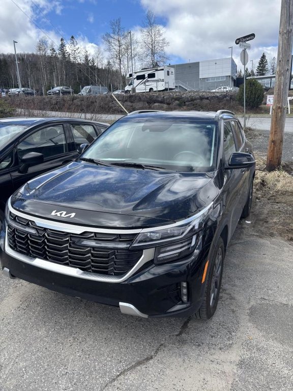 Kia Seltos EX AWD **JAMAIS ACCIENTÉ+GARANTIE 10 ANS/ 200 000KM** TOIT OUVRANT+SIÈGES EN CUIR+VOLANT CHAUFFANT** 2025 à Montréal, Québec - 1 - w1024h768px
