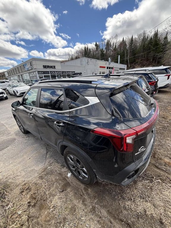 Kia Seltos EX AWD **JAMAIS ACCIENTÉ+GARANTIE 10 ANS/ 200 000KM** TOIT OUVRANT+SIÈGES EN CUIR+VOLANT CHAUFFANT** 2025 à Montréal, Québec - 5 - w1024h768px