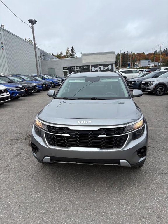 Kia Seltos LX AWD**JAMAIS ACCIDENTÉ**GARANTIE 10 ANS OU 200 000KM**BANCS CHAUFFANTS**APPLE CARPLAY** 2025 à Montréal, Québec - 1 - w1024h768px