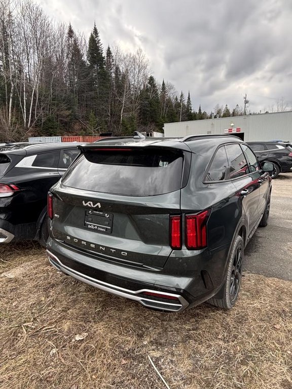 Kia Sorento SX AWD w/Black Leather **GARANTIE 10 ANS/ 200 000KM** TOIT PANORAMIQUE+ SIÈGES EN CUIR ET VENTILÉS** 2022 à Montréal, Québec - 5 - w1024h768px