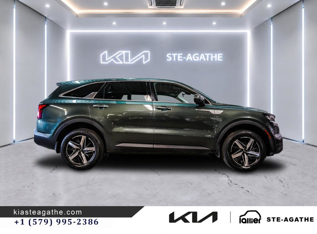 2023 Kia Sorento LX PREMIUM**JAMAIS ACCIDENTÉ**GARANTIE 10 ANS OU 200 000KM**VOLANT CHAUFFANT**7 PASSAGERS**APPLE CAR in Montréal, Quebec - 8 - w1024h768px