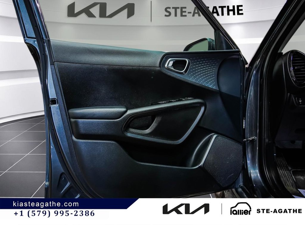 2023 Kia Soul EX IVT **JAMAIS ACCIDENTÉ+GARANTIE 10 ANS/ 200 000KM** SIÈGES ET VOLANT CHAUFFANTS** in Montréal, Quebec - 10 - w1024h768px