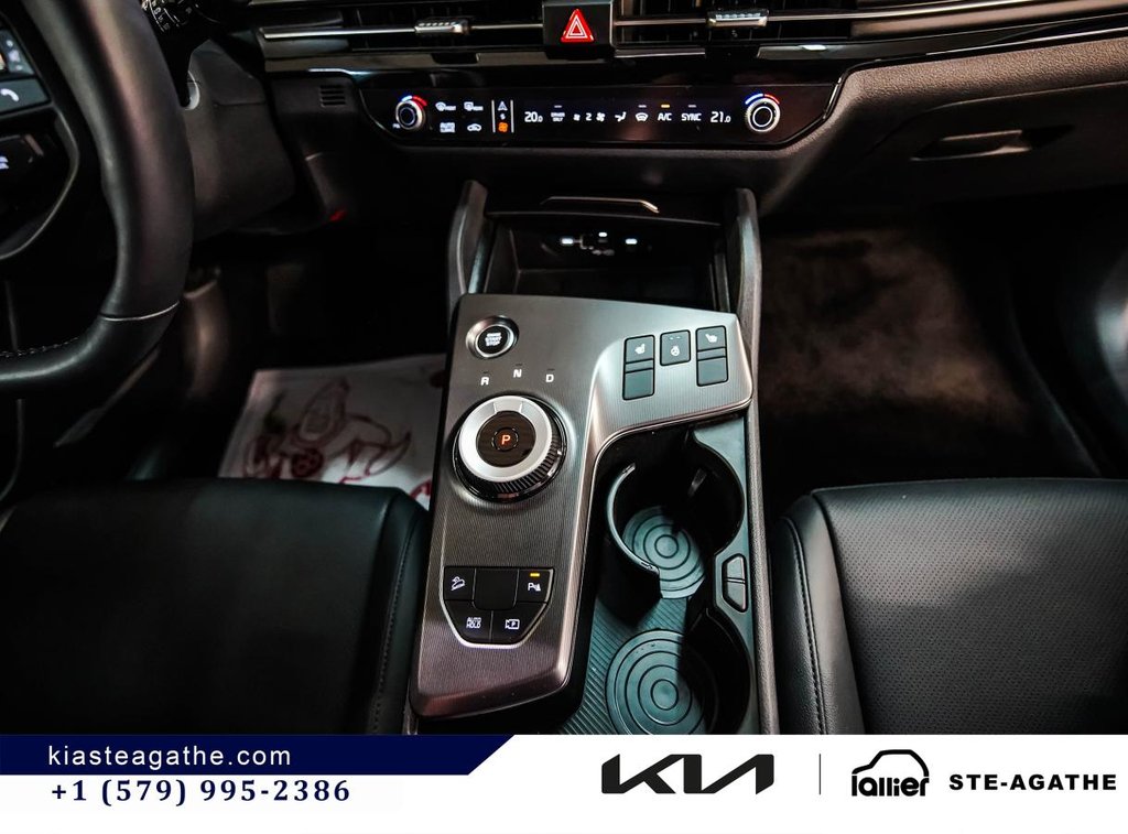 2026 Kia Sportage HEV EX AWD **JAMAIS ACCIDENTÉ+GARANTIE 10 ANS/200 000KM**VOLANT CHAUFFANT+SIÈGES EN CUIR ET CHAUFFANTS** in Montréal, Quebec - 19 - w1024h768px