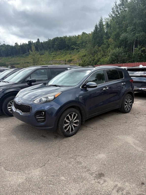 Kia Sportage EX TECH AWD**CUIR**TOIT OUVRANT**VOLANT CHAUFFANT**SIÈGES ÉLECTRIQUES**GARANTIE 10 ANS** 2017 à Montréal, Québec - 3 - w1024h768px