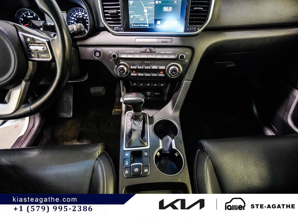 Kia Sportage EX TECH**JAMAIS ACCIDENTÉ**CUIR**TOIT PANO**VOLANT CHAUFFANT**SIÈGES ÉLECTRIQUES**GARANTIE 10 ANS** 2020 à Montréal, Québec - 18 - w1024h768px