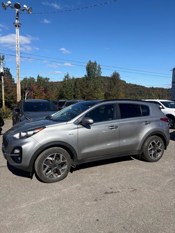 Kia Sportage EX AWD**JAMAIS ACCIDENTÉ**GARANTIE 10 ANS 200 000KM**TOIT PANORAMIQUE**VOLANT CHAUFFANT** 2020 à Montréal, Québec - 1 - w1024h768px
