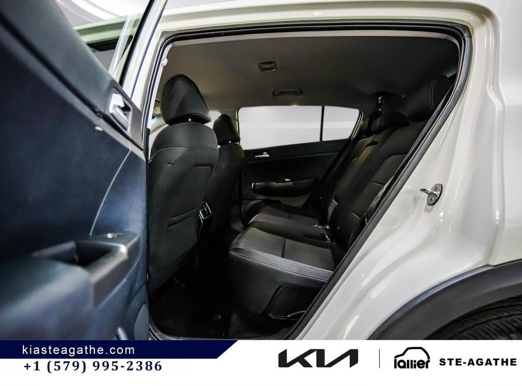 Kia Sportage LX AWD **JAMAIS ACCIDENTÉ+GARANTIE 10 ANS/ 200 000KM** SIÈGES CHAUFFANTS+CAMÉRA DE RECUL** 2021 à Montréal, Québec - 12 - w1024h768px