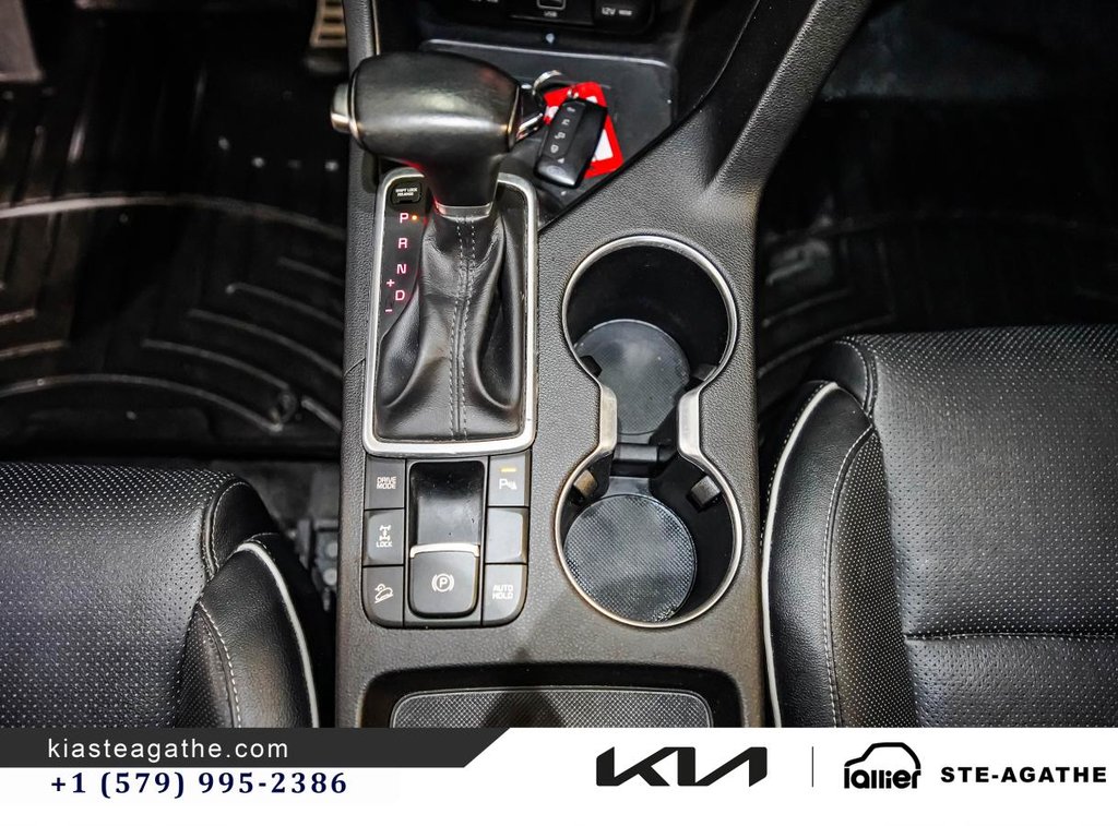 Kia Sportage SX AWD**JAMAIS ACCIDENTÉ**GARANTIE 10 ANS OU 200 000KM**TOIT PANORAMIQUE**VOLANT CHAUFFANT** 2022 à Montréal, Québec - 17 - w1024h768px