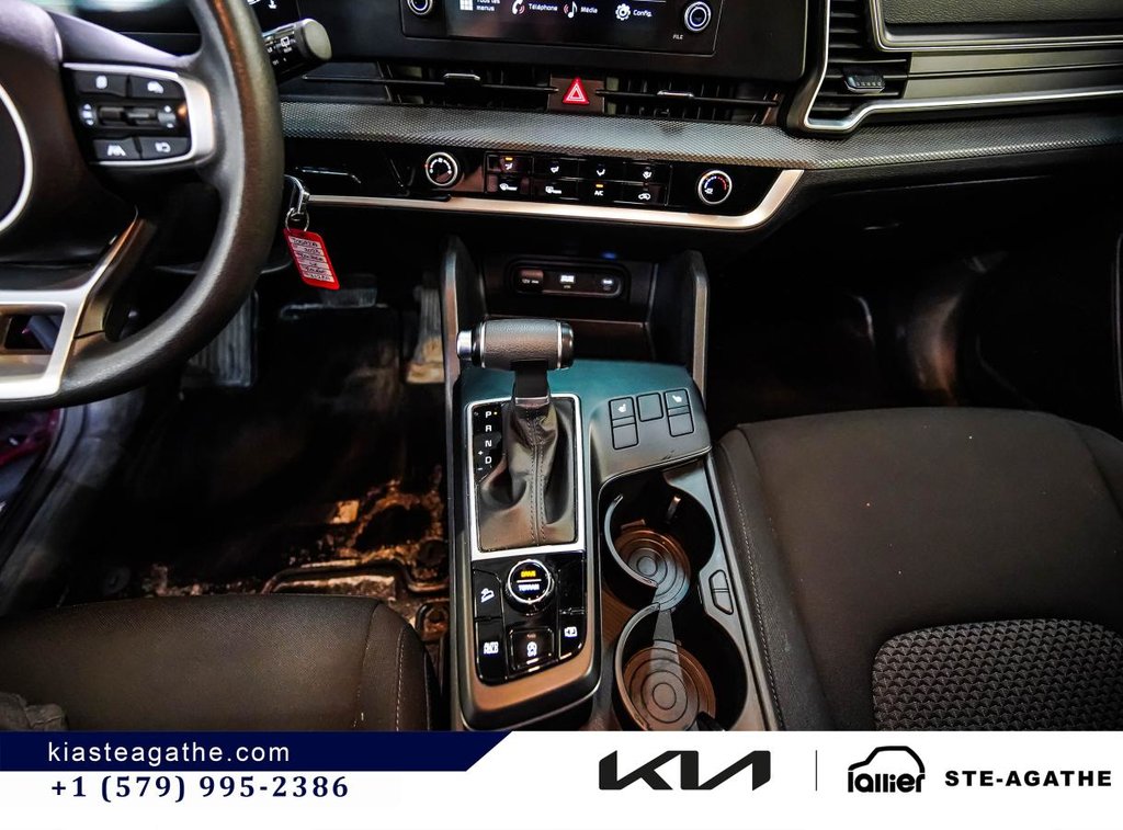 2023 Kia Sportage LX AWD **JAMAIS ACCIDENTÉ+GARANTIE 10 ANS/ 200 000KM** SIÈGES CHAUFFANTS+CAMÉRA DE RECUL** in Montréal, Quebec - 17 - w1024h768px