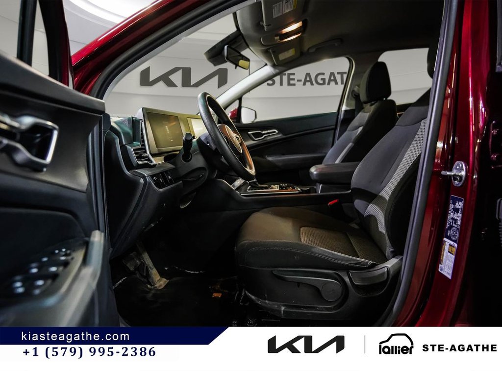 2023 Kia Sportage LX AWD **JAMAIS ACCIDENTÉ+GARANTIE 10 ANS/ 200 000KM** SIÈGES CHAUFFANTS+CAMÉRA DE RECUL** in Montréal, Quebec - 11 - w1024h768px
