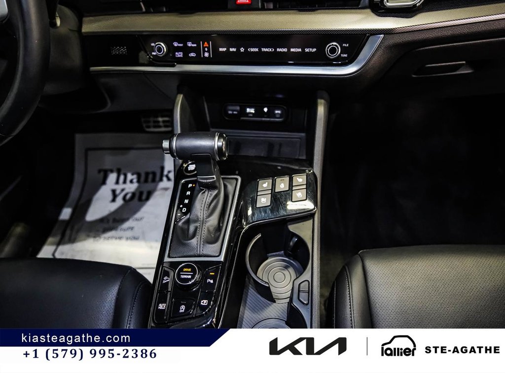 Kia Sportage EX Premium **JAMAIS ACCIDENTÉ+GARANTIE 10 ANS/ 200 000KM** TOIT PANORAMIQUE+CUIR**AWD 2024 à Montréal, Québec - 17 - w1024h768px