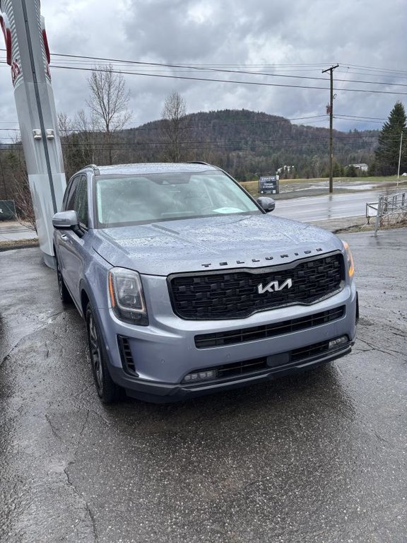 2022 Kia Telluride Nightsky AWD **JAMAIS ACCIDENTÉ+GARANTIE 10 ANS/200 000KM**TOIT OUVRANT+CUIR+SIÈGES VENTILÉS** in Montréal, Quebec - 3 - w1024h768px