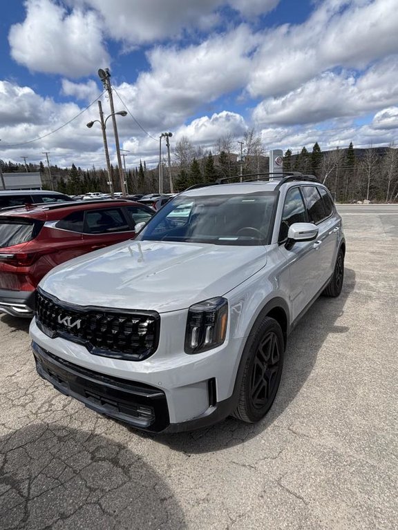 2024 Kia Telluride X-Line AWD **JAMAIS ACCIDENTÉ + GARANTIE 10 ANS/ 200 000KM** TOIT OUVRANT+CUIR+SIÈGES VENTILÉS** in Montréal, Quebec - 1 - w1024h768px